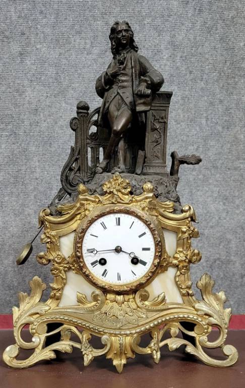 Pendule époque Napoléon III en marbre, bronze et régule vers 1880 | Puces Privées
