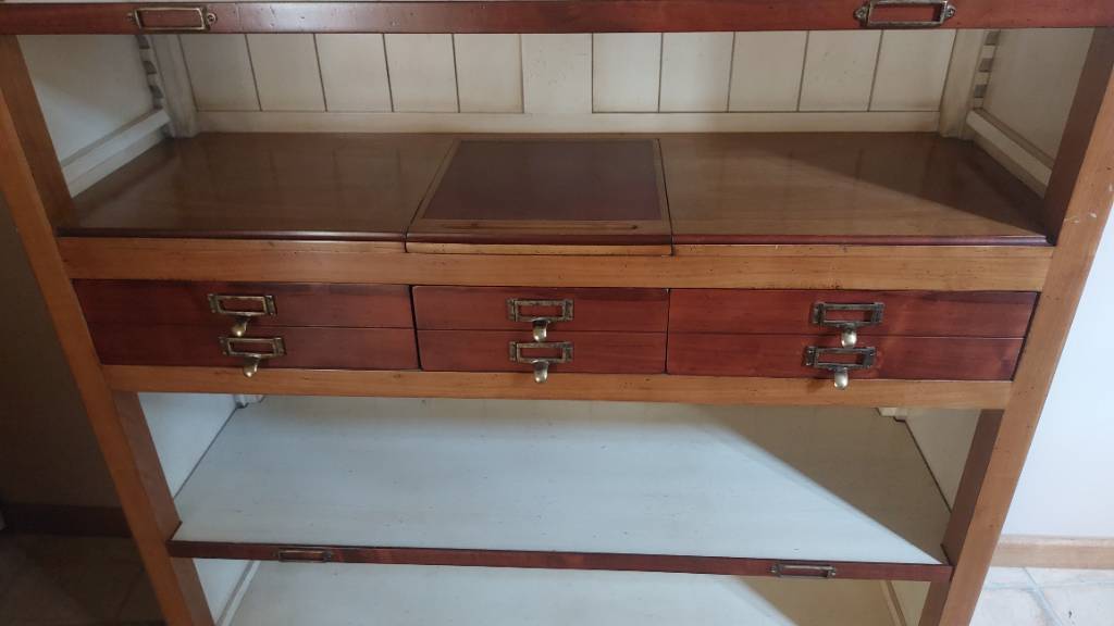 Bibliothèque Félix Monge | Puces Privées