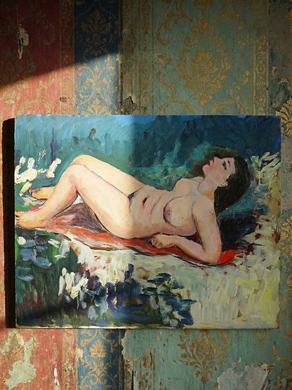 Tableau petit nu de femme allongée, style naïf huile sur panneau vintage | Puces Privées