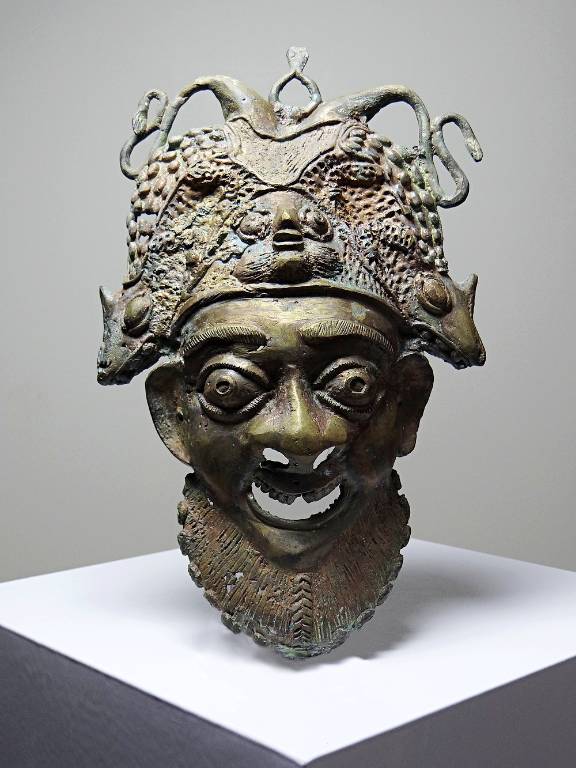 Masque Africain en Bronze vintage Bamoun, Cameroun | Puces Privées