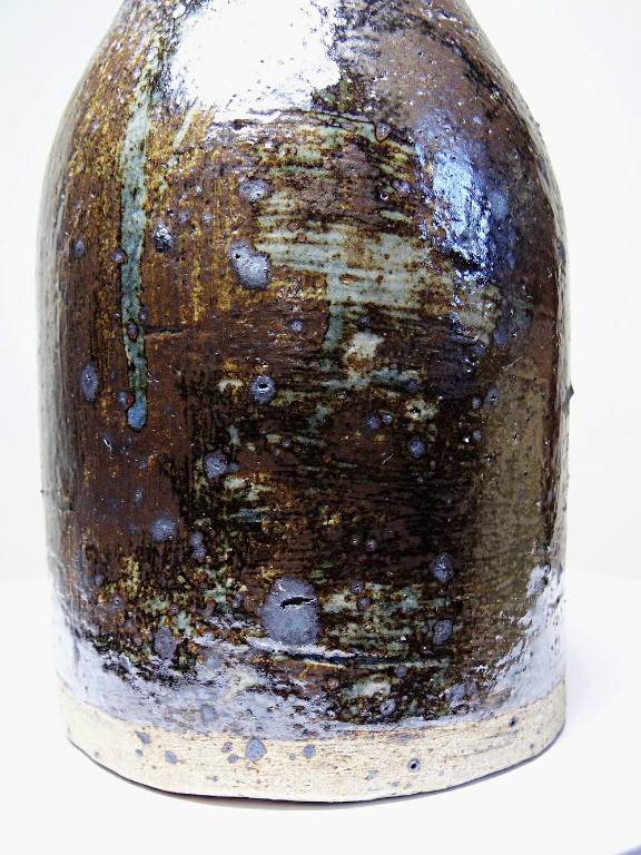 Bouteille en grès pyrité émaillé vintage artisanale signée Jean Lamy | Puces Privées