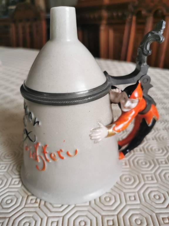 No - 592 - Chope de bière Nürnberger Trichter ( entonnoir ) Collection | Puces Privées