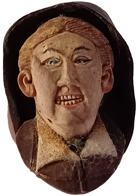 Marrons sculptés | Puces Privées