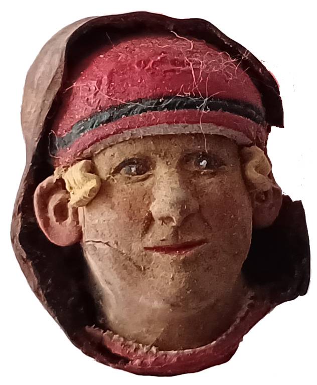 Marrons sculptés | Puces Privées