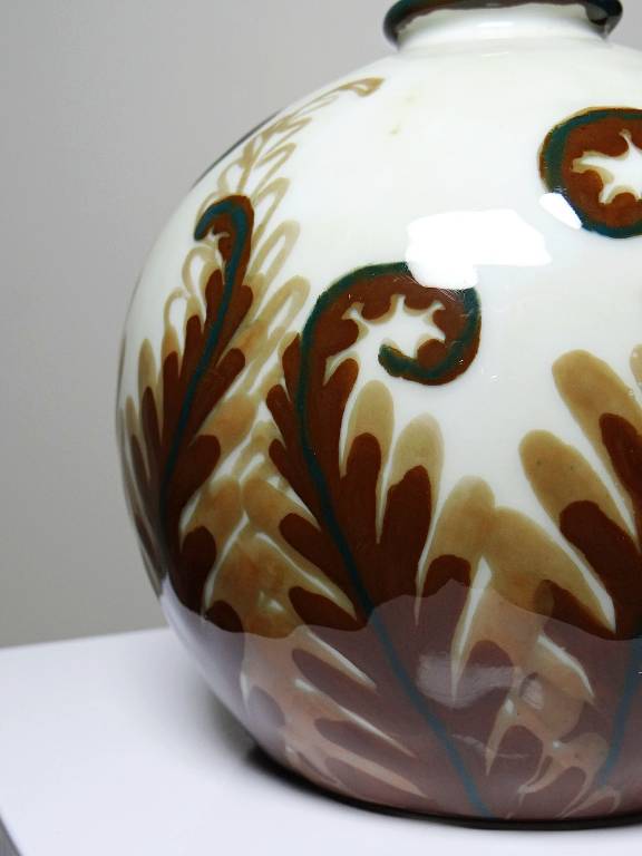 Petit vase boule porcelaine Tharaud Limoges circa 1920-1940 | Puces Privées