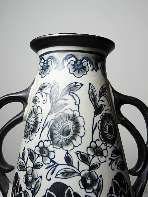 Vase ancien Art Déco 1920-40 en grès fin, style Art Nouveau & chinoiserie, décor | Puces Privées