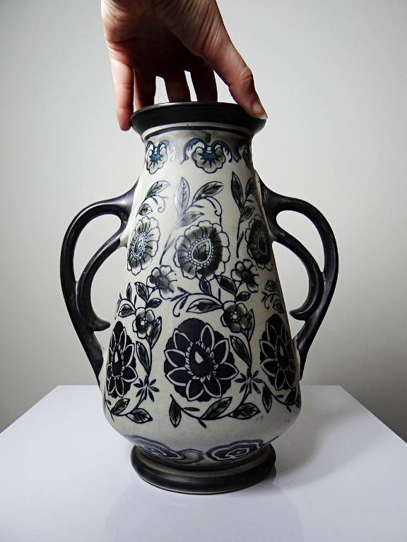 Vase ancien Art Déco 1920-40 en grès fin, style Art Nouveau & chinoiserie, décor | Puces Privées