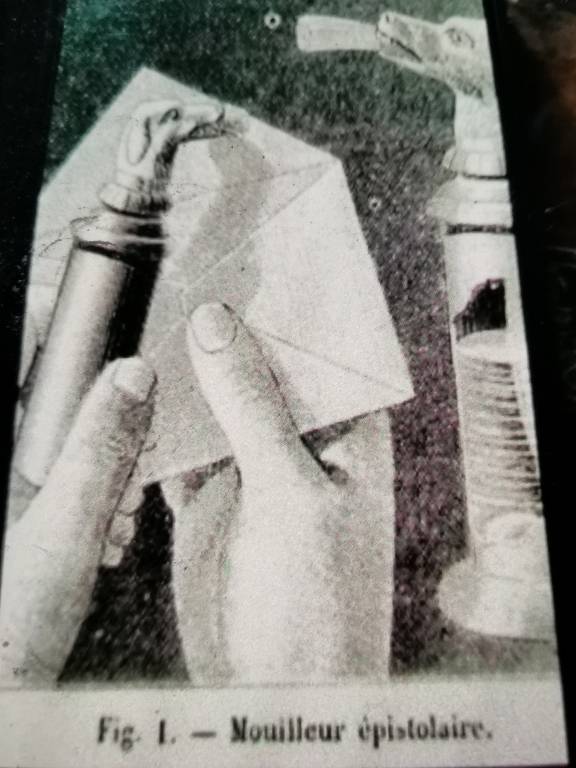No - 616 - Objet insolite , mouilleur de timbres et enveloppes ,fin XIXème début XXème siècle | Puces Privées