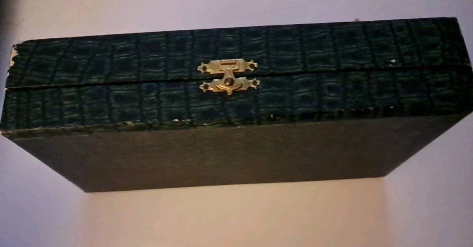 Salerons 2 Porcelaine Limoges Jie R Et 2 Cuillères Métal Argenté Coffret Ancien | Puces Privées