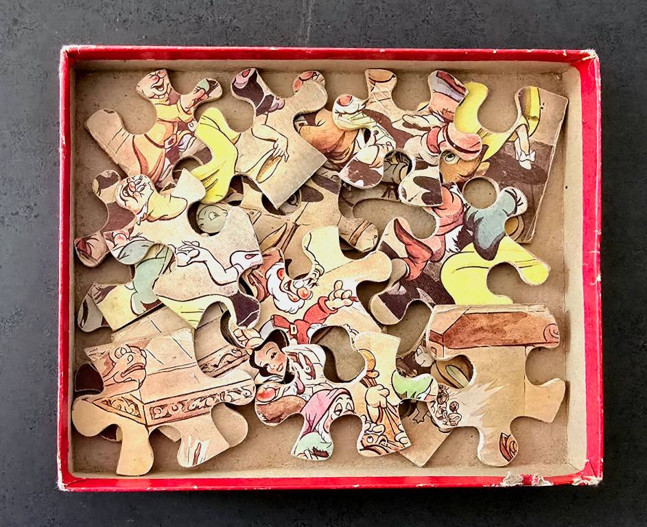Puzzle en bois de 1958, Blanche neige et 7 nains Walt Disney® | Puces Privées