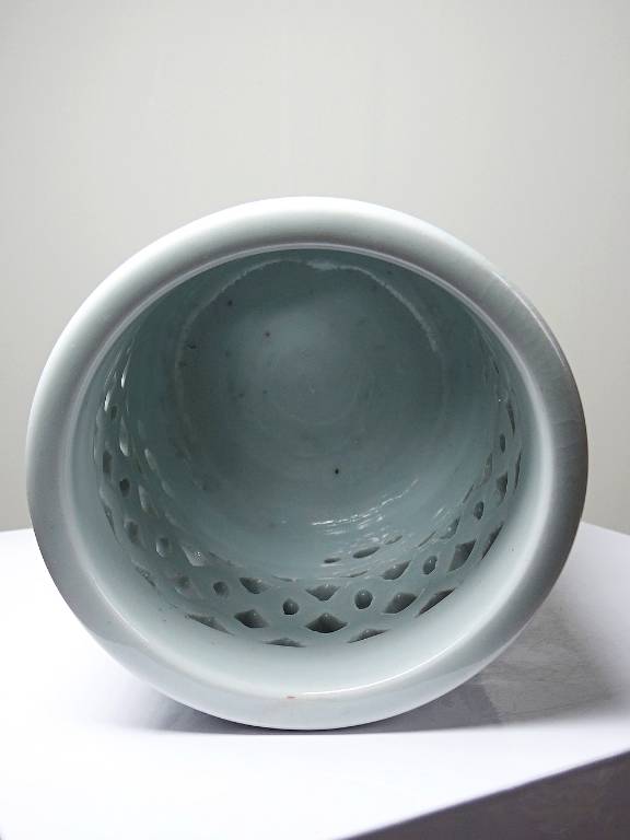 Porte-pinceaux porcelaine réticulée céladon Corée style Joseon XXe | Puces Privées