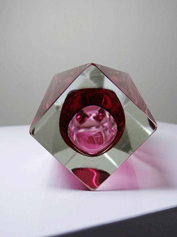 Vase sommerso facetté Murano verre rose et cristal années 50-60 | Puces Privées