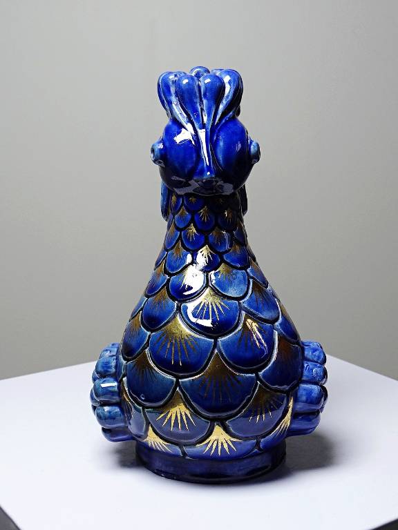 Paire de bougeoirs coqs en céramique émaillée, signés A.G Roger année 1948 | Puces Privées