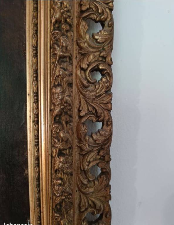 portrait à l'huile sur toile représentant une femme élégante en robe noire, typique de la Belle Époque (fin XIXᵉ siècle). | Puces Privées