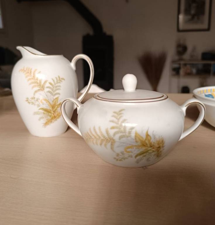 Porcelaines Louise Adelborg de Rörstrand | Puces Privées