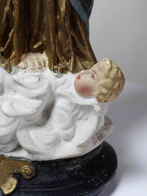 Statue religieuse Notre-Dame des Victoires en plâtre polychrome, début XXe | Puces Privées
