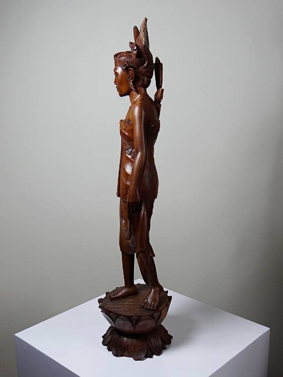 Grande sculpture en bois artisanal vintage 