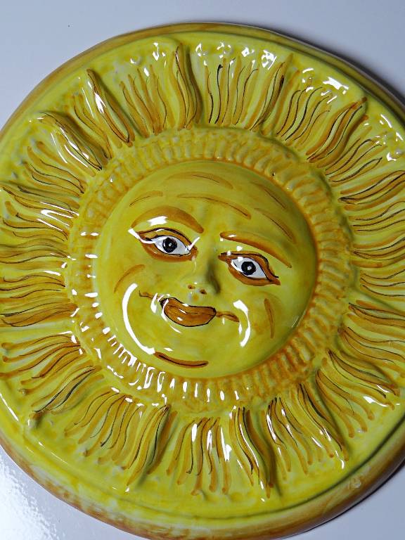 Plaque murale soleil anthropomorphe en majolique de Vietri artisanal vintage | Puces Privées