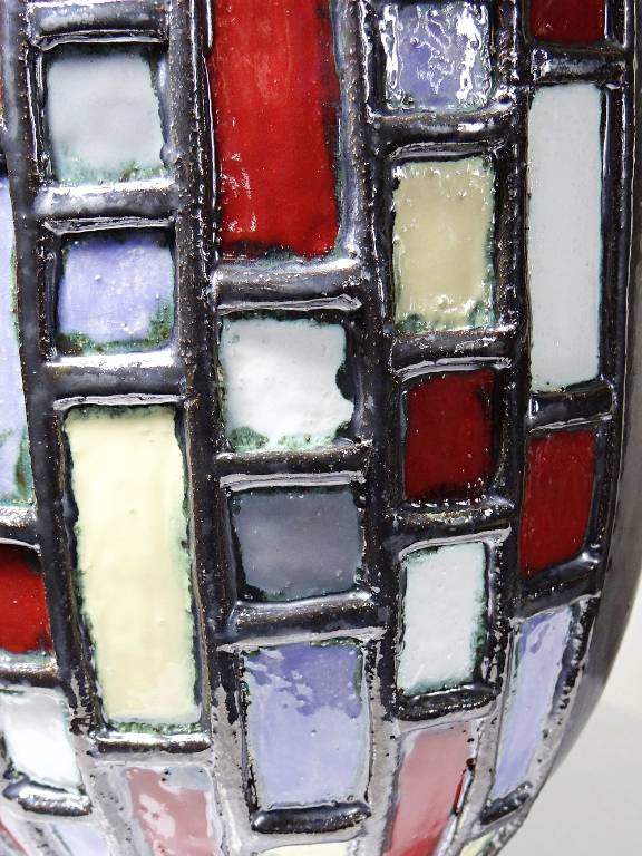 Grand vase moderniste en céramique d'art émaillée noire vintage années 50-70 | Puces Privées