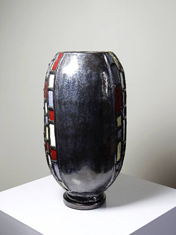 Grand vase moderniste en céramique d'art émaillée noire vintage années 50-70 | Puces Privées