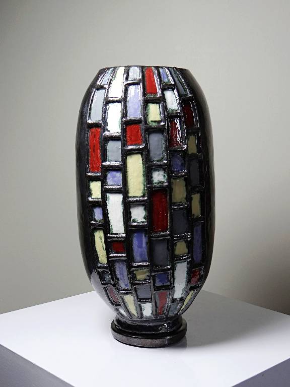 Grand vase moderniste en céramique d'art émaillée noire vintage années 50-70 | Puces Privées