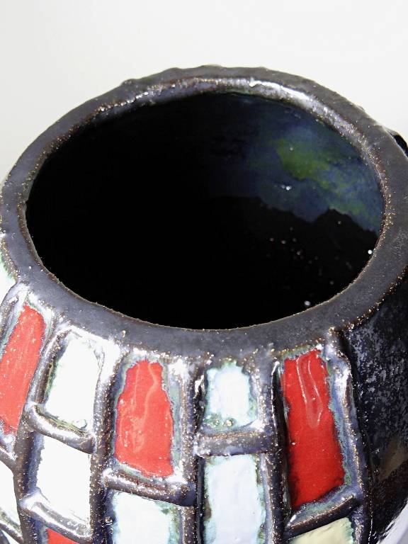 Grand vase moderniste en céramique d'art émaillée noire vintage années 50-70 | Puces Privées