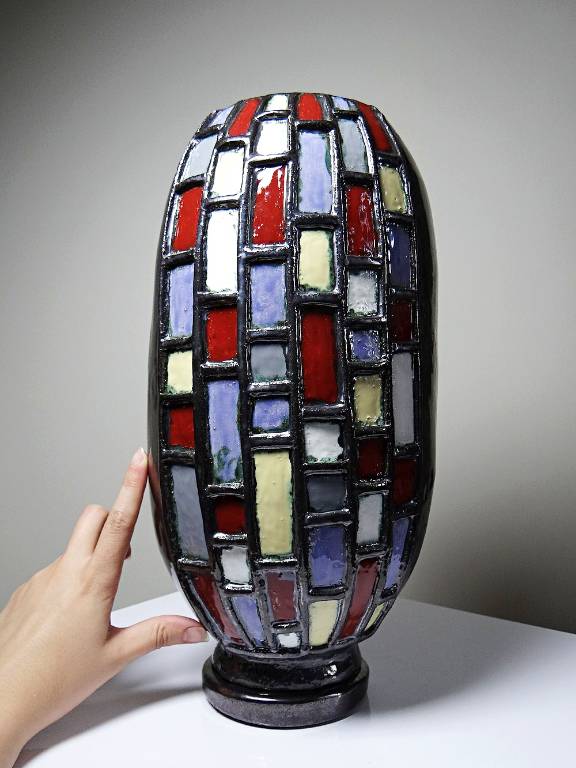 Grand vase moderniste en céramique d'art émaillée noire vintage années 50-70 | Puces Privées