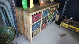 Brocante 51, vitrine Indus Concept Store, brocante Marne | Puces Privées