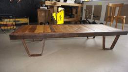 Table de salon patine gris | Puces Privées
