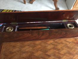 Brocante 93, vitrine Vitrine de EVELYNE GRATTESSOLE, brocante Seine-Saint-Denis | Puces Privées