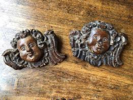 Brocante 75, vitrine Vitrine de Dante Caroli, brocante Paris | Puces Privées