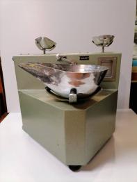 No - 55 -  Lampe à huile en verre souflé moulé, Art populaire, Collections | Puces Privées
