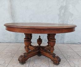 Table style Renaissance en chêne | Puces Privées