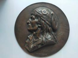 No - 444 - Paire de serre - livres en bronze argenté signé Frécourt | Puces Privées