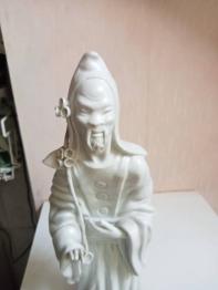 statuette XIXème en albatre asiatique hauteur 25 cm sue support mabre | Puces Privées