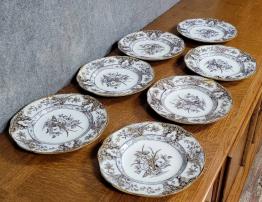 Brocante 71, vitrine Antiquites La Gondole, brocante Saone-et-Loire | Puces Privées