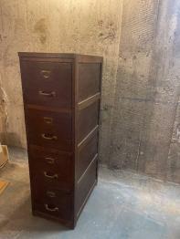 Brocante 78, vitrine Vitrine de Vic, brocante Yvelines | Puces Privées
