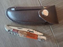 Brocante 93, vitrine Vitrine MW, brocante Seine-Saint-Denis | Puces Privées