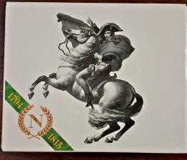 Brocante 83, vitrine Vitrine d'Anticmer, brocante Var | Puces Privées