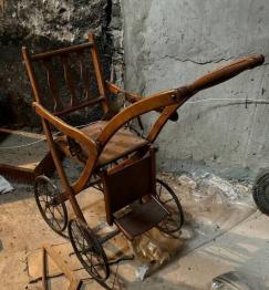 Brocante 26, vitrine Vitrine de Rabo Emmanuelle, brocante Drome | Puces Privées