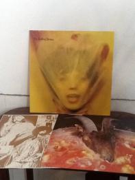 Brocante 13, vitrine Vintage et vinyls, brocante Bouches-du-Rhone | Puces Privées