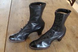Brocante 69, vitrine La boutique de Missko, brocante Rhone | Puces Privées