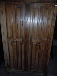 Armoire ancienne en bois | Puces Privées