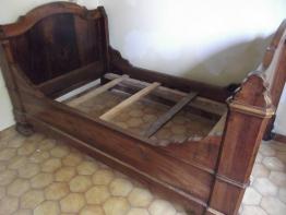 Brocante 30, vitrine Vitrine de Geneviève Roux, brocante Gard | Puces Privées