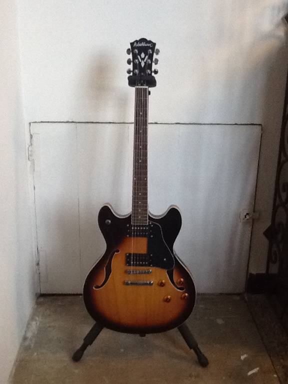 Guitare Sunbirst Washburn HB-30, Instruments , Musique | Puces Privées