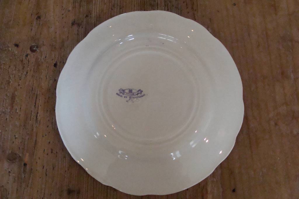 Assiette ancienne 