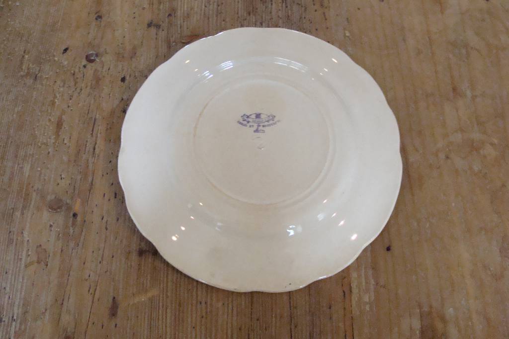 Assiette ancienne 
