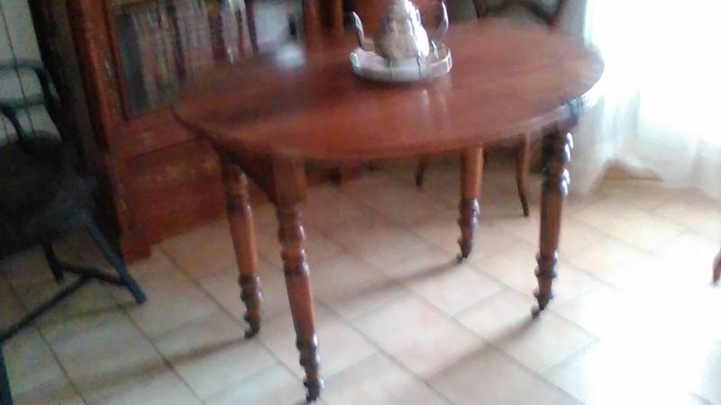 table ovale ancienne, Mobiliers, Art Africain | Puces Privées