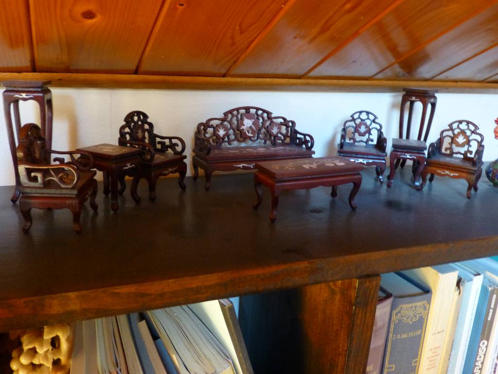 Meubles miniatures chinois | Puces Privées