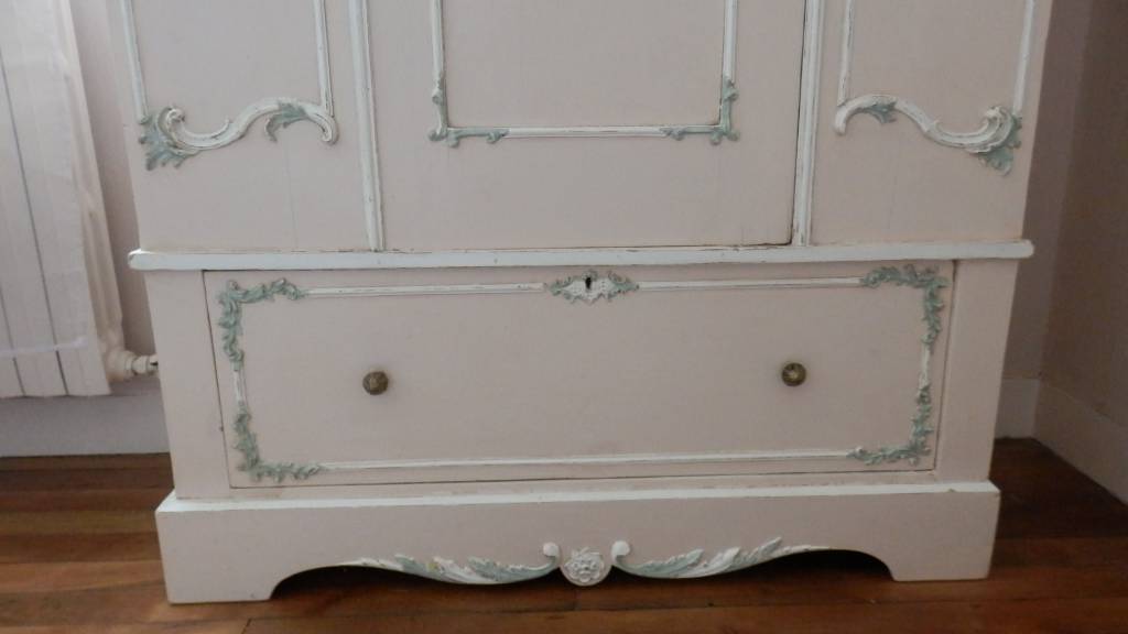 Armoire shabby style Louis XV Rococo patinée | Puces Privées